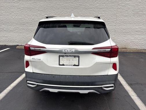 2023 Kia Seltos EX