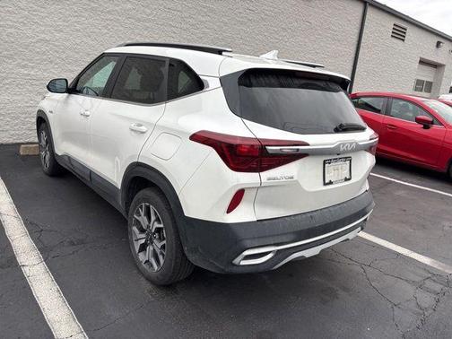 2023 Kia Seltos EX