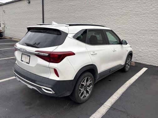 2023 Kia Seltos EX
