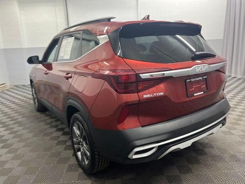 2023 Kia Seltos S