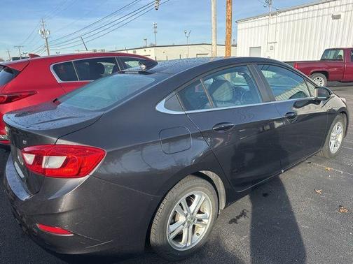 2017 Chevrolet Cruze LT