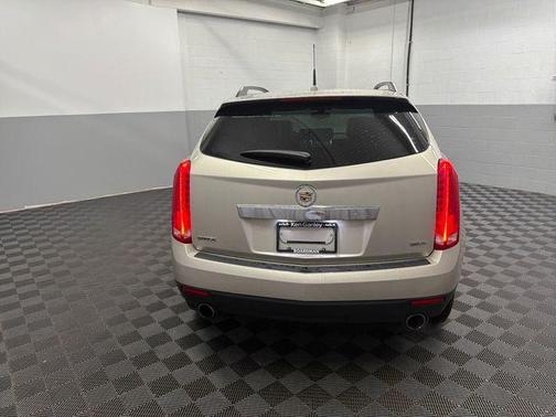 Silver Coast Metallic 2013 Cadillac SRX Base