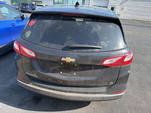 Mosaic Black Metallic 2020 Chevrolet Equinox 2LT