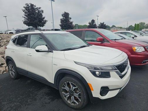 2022 Kia Seltos EX