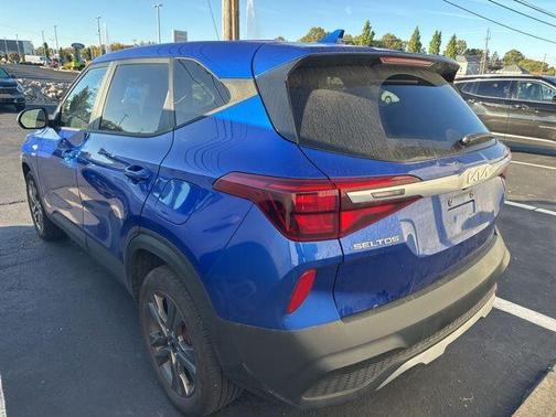 2023 Kia Seltos LX