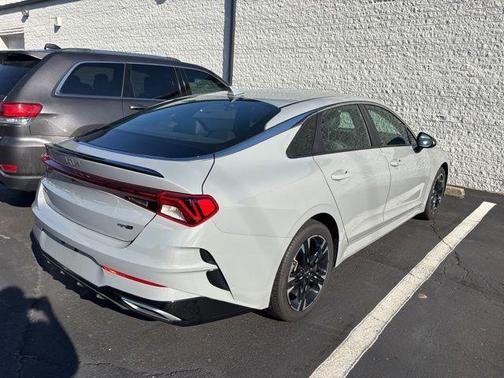 2022 Kia K5 GT-Line