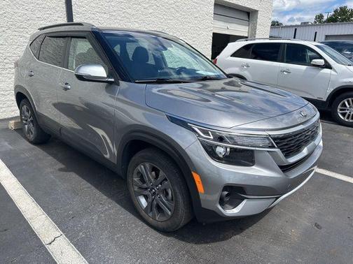 2021 Kia Seltos S