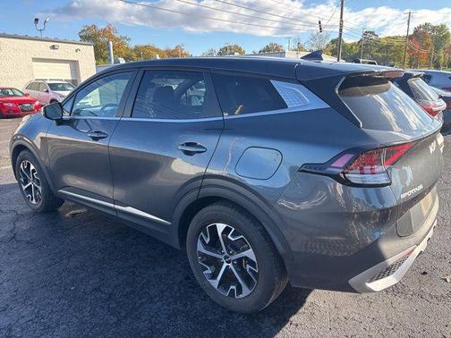 2023 Kia Sportage EX
