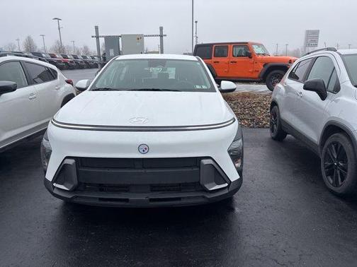 2024 Hyundai KONA SE