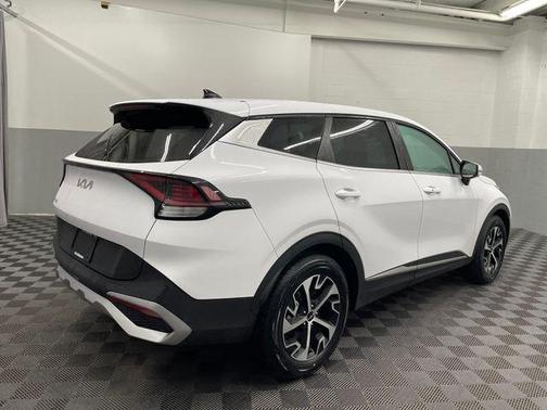 2024 Kia Sportage EX