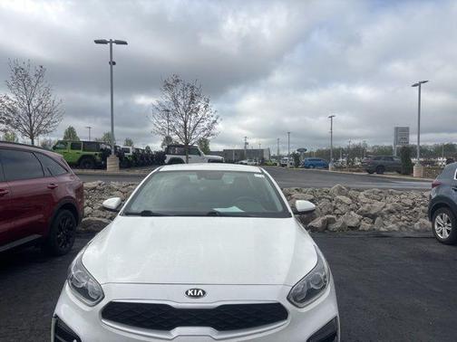 Clear White 2019 Kia Forte LXS