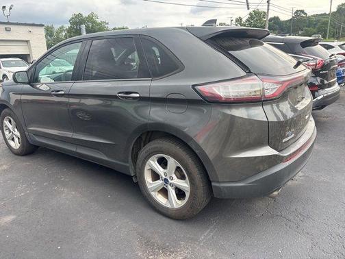 2016 Ford Edge SE