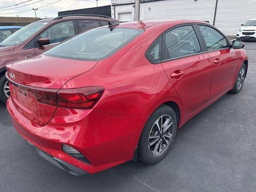 2022 Kia Forte LXS