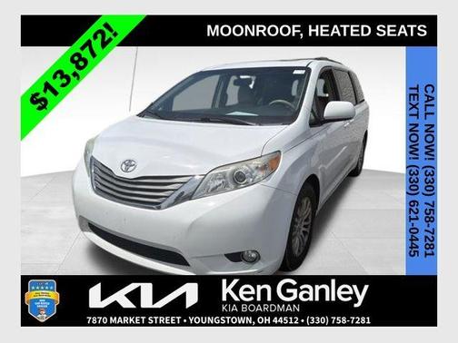 Super White 2014 Toyota Sienna XLE
