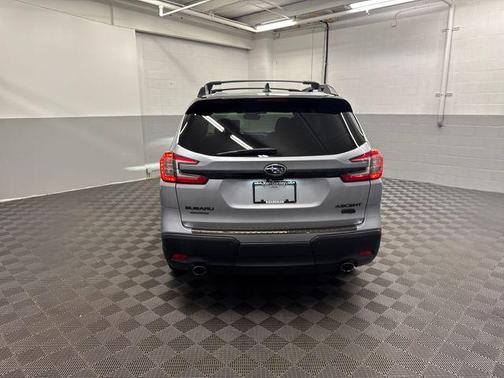 Ice Silver Metallic 2024 Subaru Ascent Onyx Edition