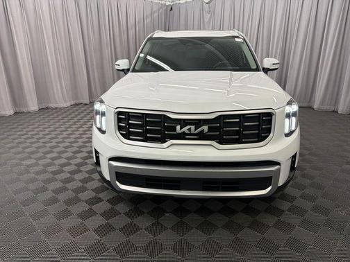 Glacial White Pearl 2023 Kia Telluride S