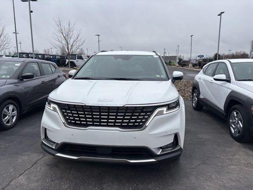 2024 Kia Carnival SX