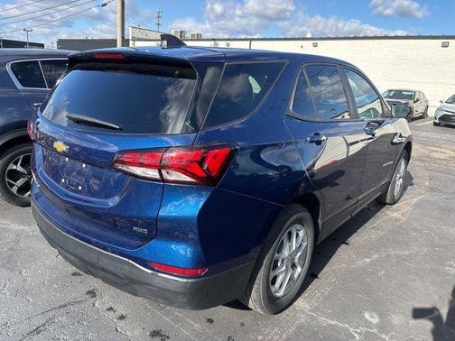 2022 Chevrolet Equinox LS