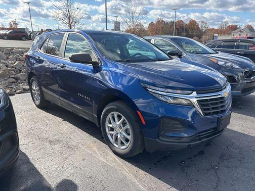 2022 Chevrolet Equinox LS