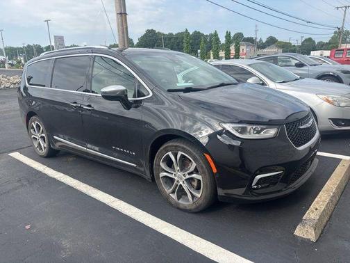 2022 Chrysler Pacifica Pinnacle