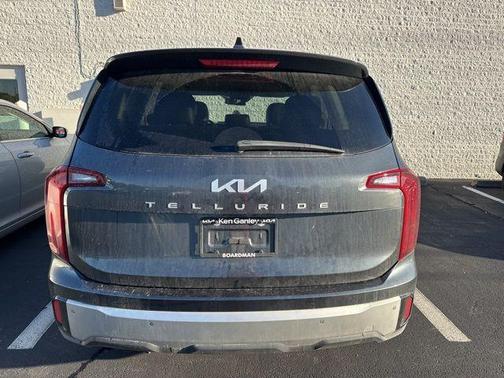 2024 Kia Telluride LX