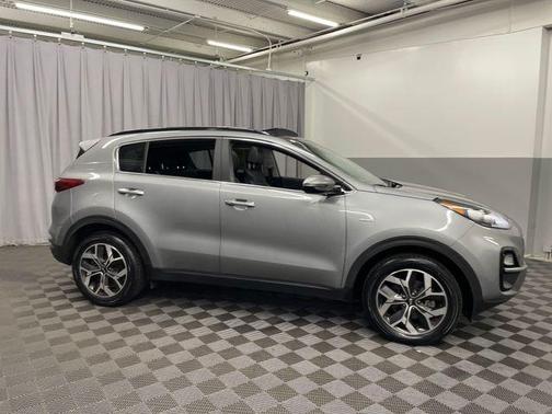 2022 Kia Sportage EX