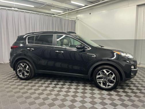 2022 Kia Sportage EX