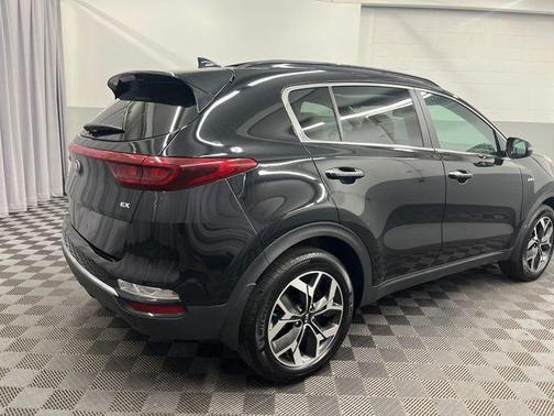 2022 Kia Sportage EX