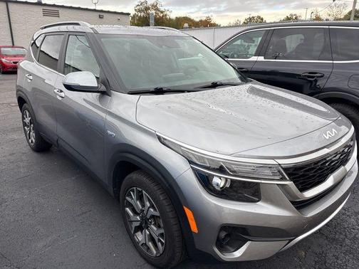 2022 Kia Seltos EX