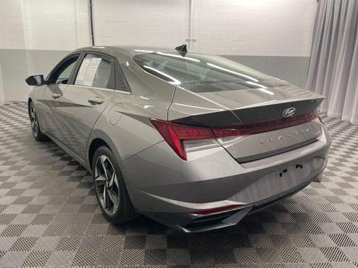 2022 Hyundai ELANTRA Limited