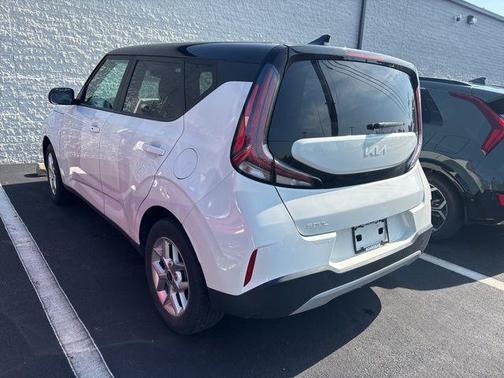 2023 Kia Soul S