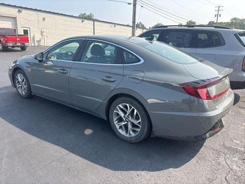 2021 Hyundai SONATA SEL