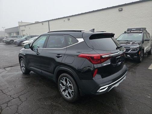 2023 Kia Seltos EX