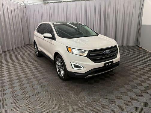 White Platinum Clearcoat Metallic 2018 Ford Edge Titanium