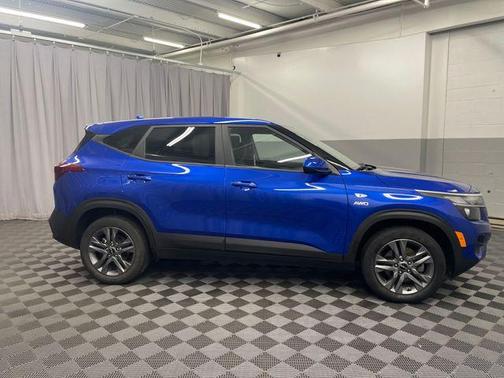 2023 Kia Seltos LX