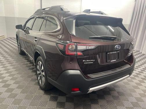 2025 Subaru Outback Touring XT