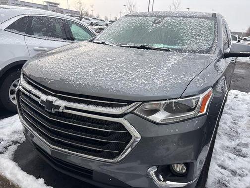 2021 Chevrolet Traverse LT Cloth