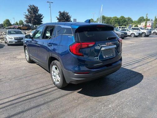 Blue Emerald Metallic 2020 GMC Terrain SLE