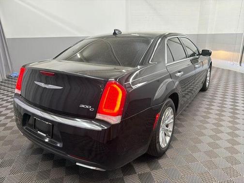 Gloss Black 2016 Chrysler 300C Base