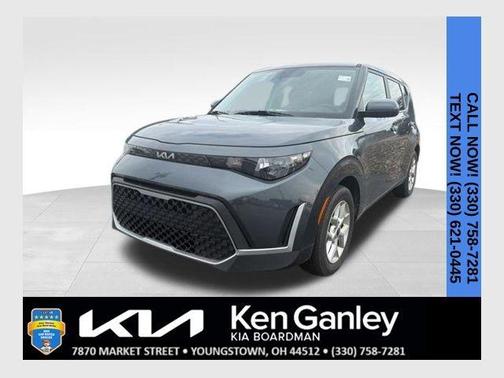 Gray 2023 Kia Soul LX