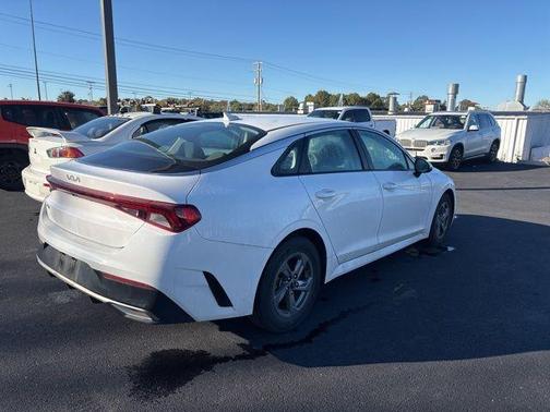 2022 Kia K5 LXS