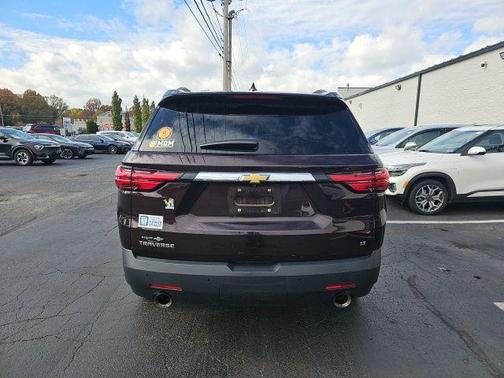 2022 Chevrolet Traverse LT Cloth