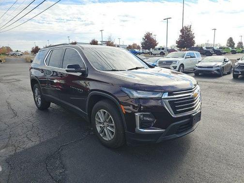 2022 Chevrolet Traverse LT Cloth