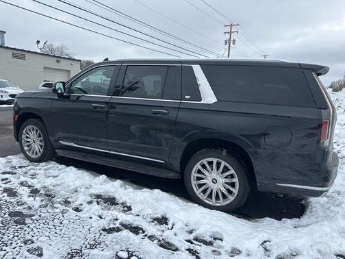 2024 Cadillac Escalade ESV Premium Luxury