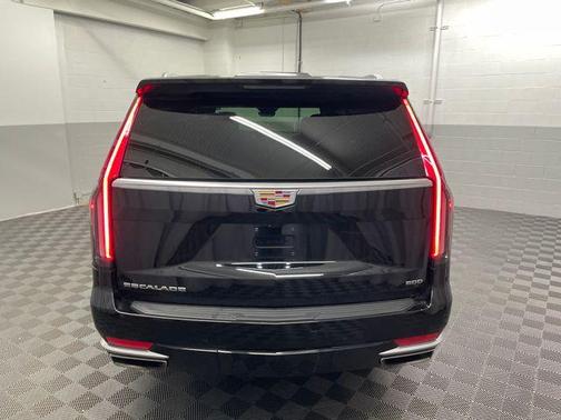2024 Cadillac Escalade ESV Premium Luxury