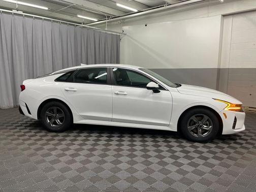 2023 Kia K5 LXS