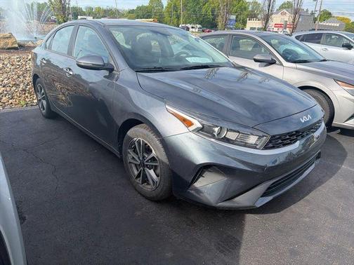 Gravity Gray 2023 Kia Forte LXS