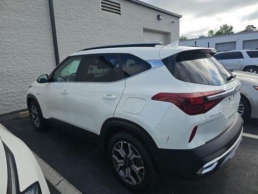 2022 Kia Seltos EX