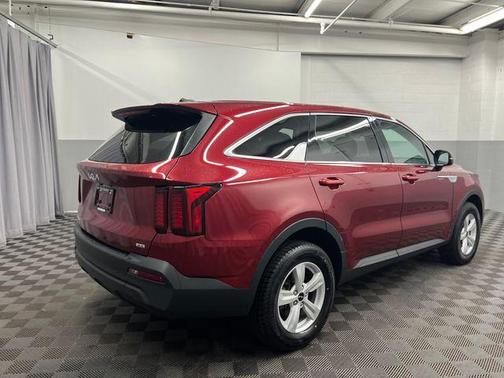 Passion Red Tintcoat 2023 Kia Sorento LX