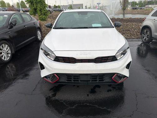 Snow White Pearl 2024 Kia Forte GT-Line